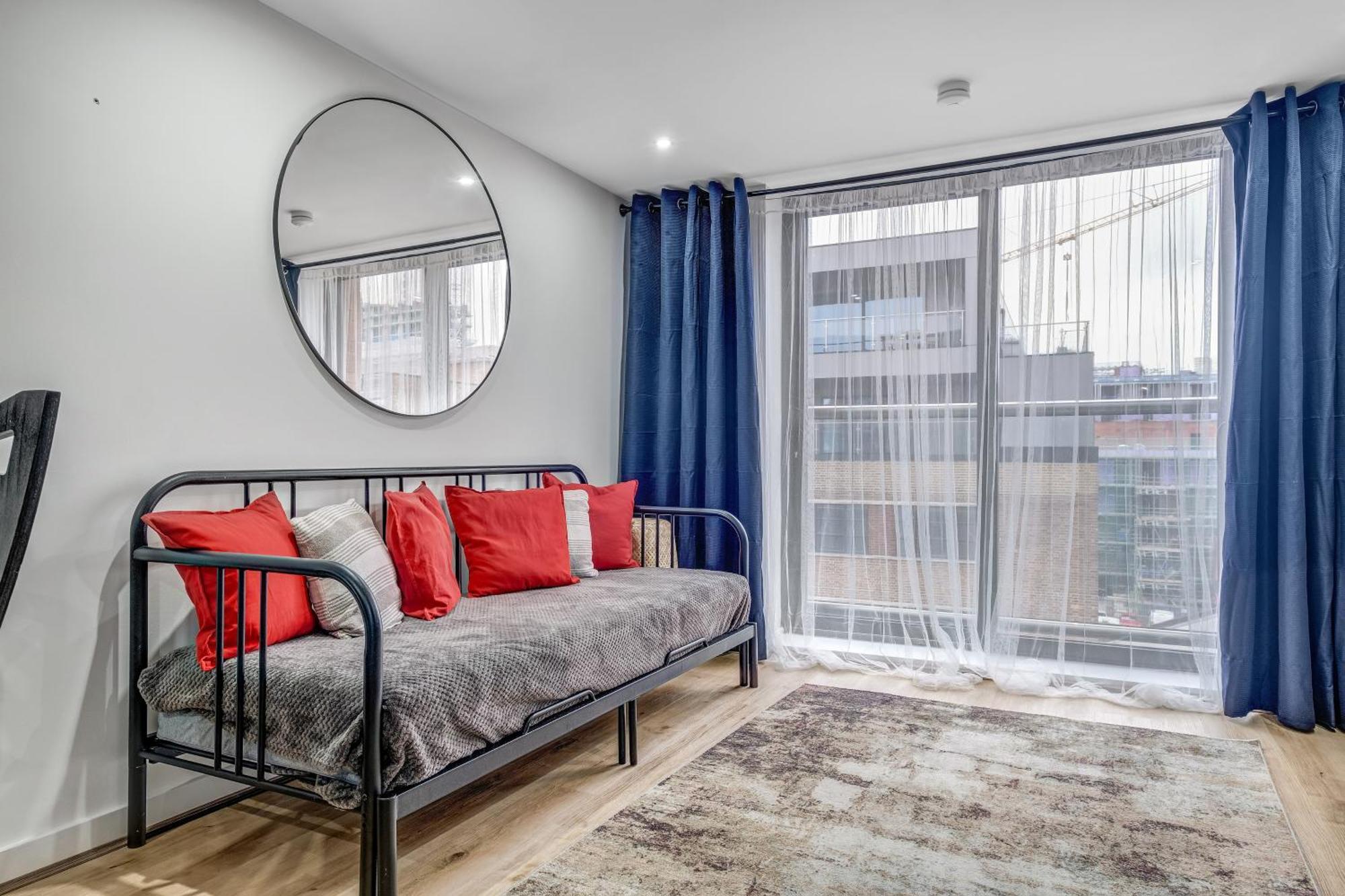 Florence Street Apartment